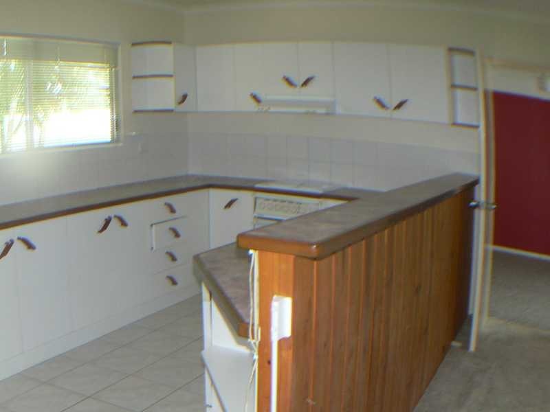 4 Mandalay Road, Jubilee Pocket QLD 4802