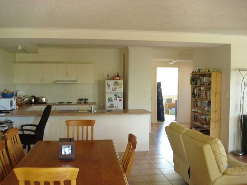 Unit 1/24 Island Drive, Cannonvale QLD 4802