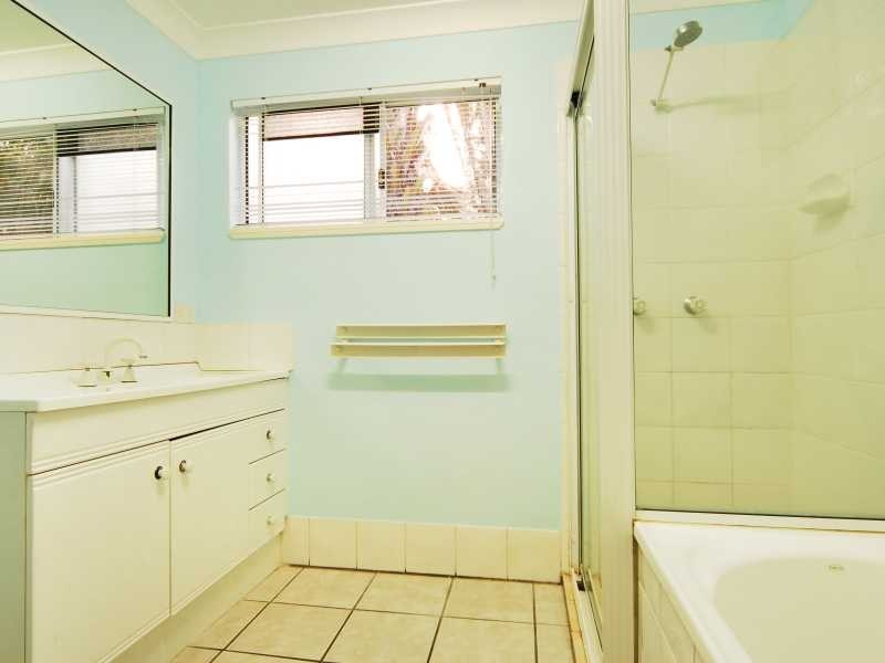 Unit 23/24 Pandanus Drive, Cannonvale QLD 4802