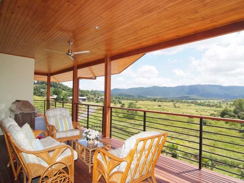 131 Stanley Drive, Cannonvale QLD 4802