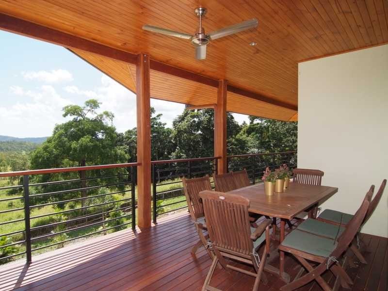 131 Stanley Drive, Cannonvale QLD 4802