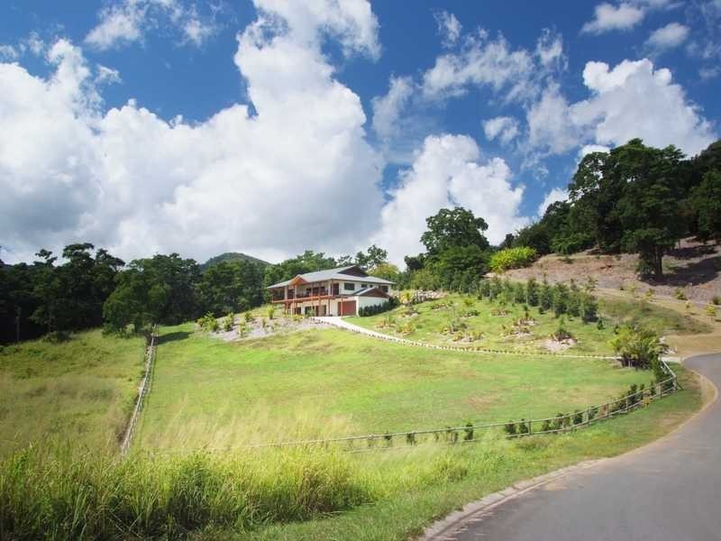 131 Stanley Drive, Cannonvale QLD 4802