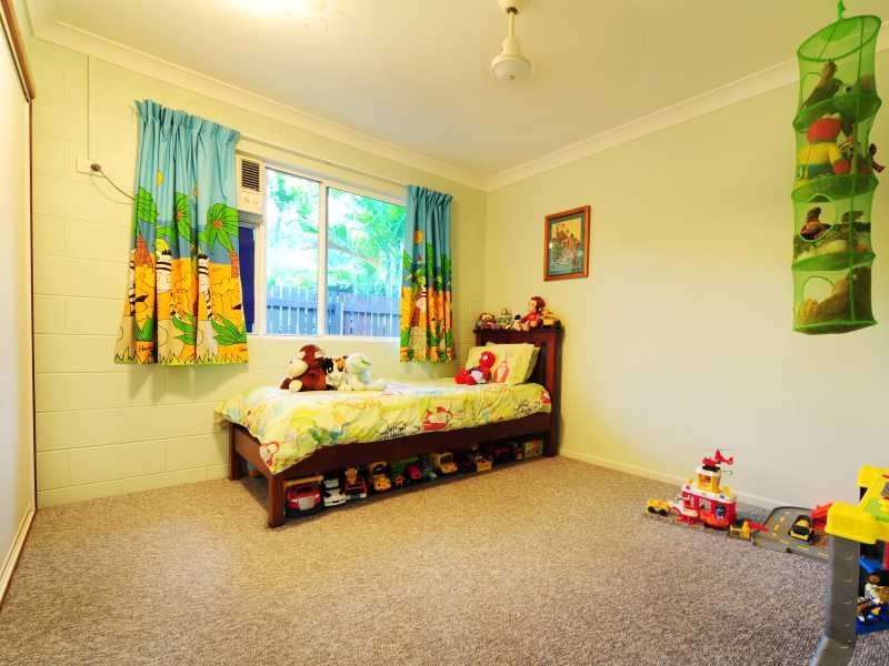10 Mandalay Road, Jubilee Pocket QLD 4802