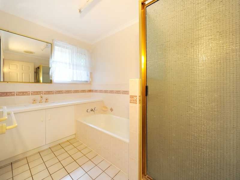 6 Sandpiper Crescent, Jubilee Pocket QLD 4802