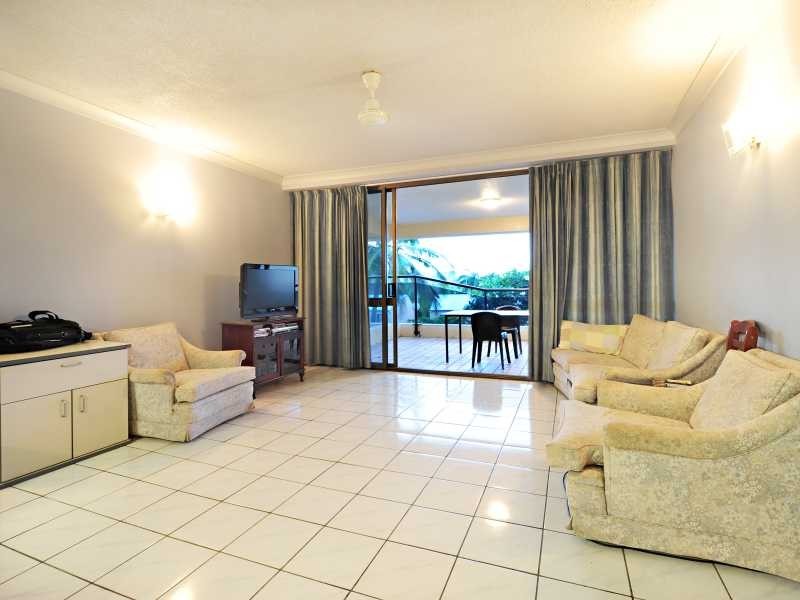 Unit 10/2 Eshelby Drive, Cannonvale QLD 4802