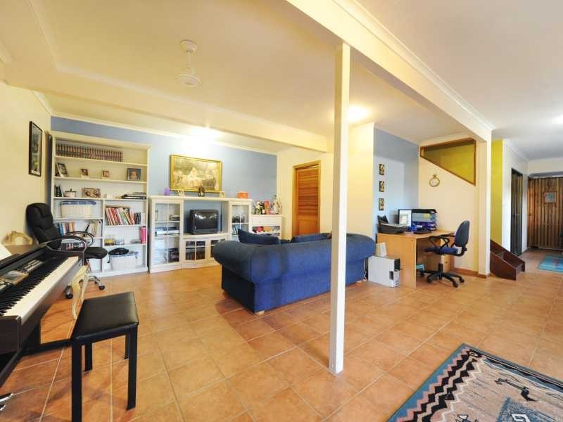 40 Island Drive, Cannonvale QLD 4802