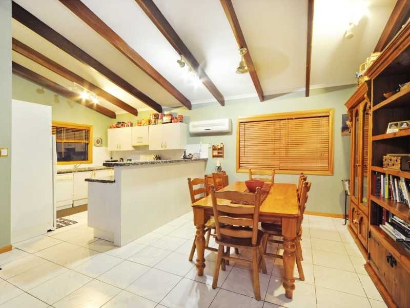 40 Island Drive, Cannonvale QLD 4802
