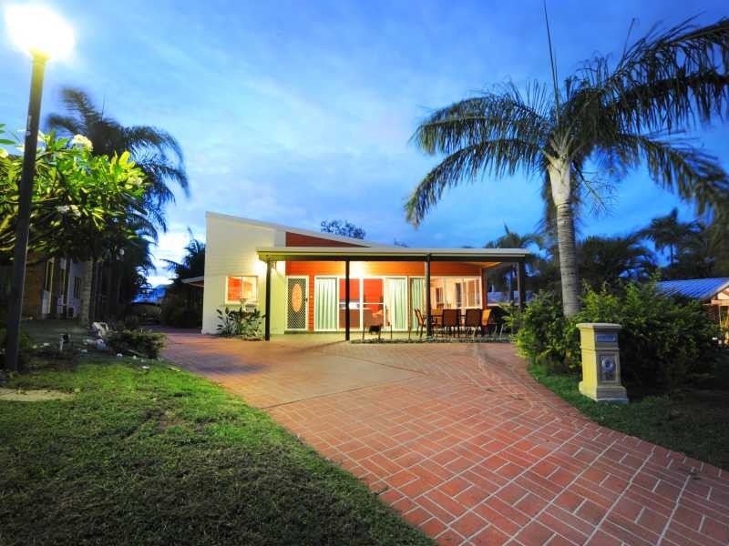 18 Illawong Street, Cannonvale QLD 4802