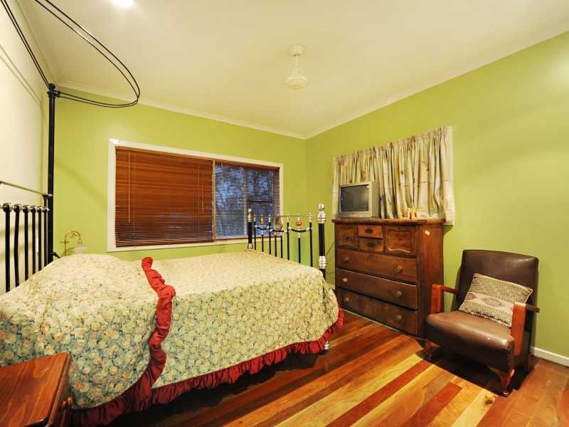 18 Illawong Street, Cannonvale QLD 4802