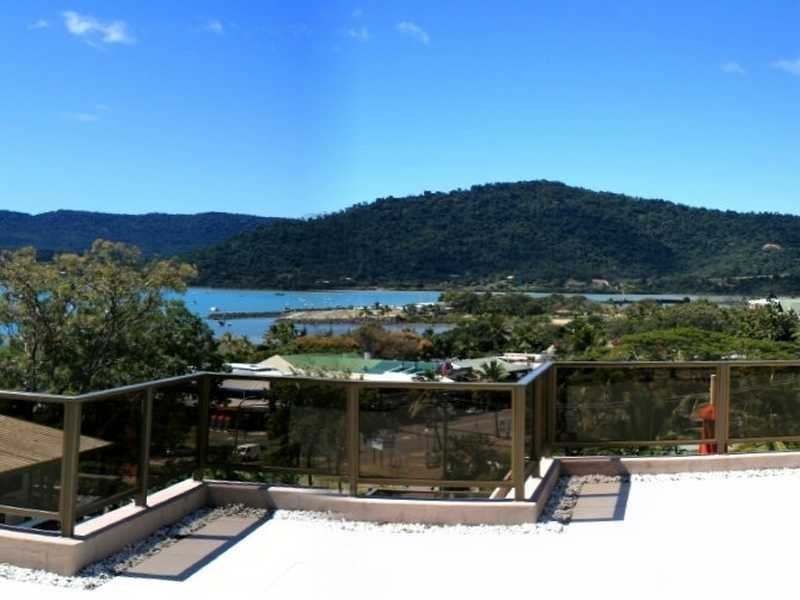 Unit 2/13 Begley Street, Airlie Beach QLD 4802