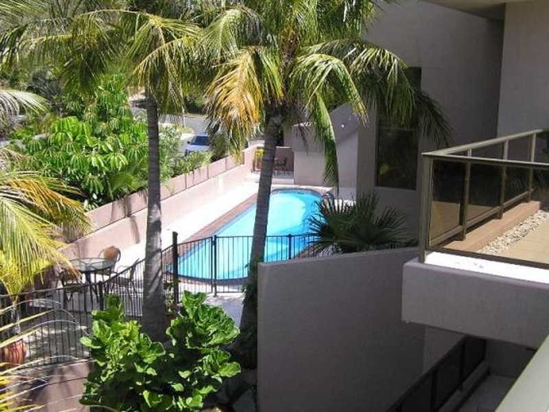 Unit 2/13 Begley Street, Airlie Beach QLD 4802