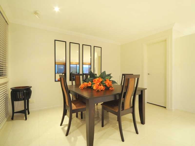 Unit 4/13 Begley Street, Airlie Beach QLD 4802