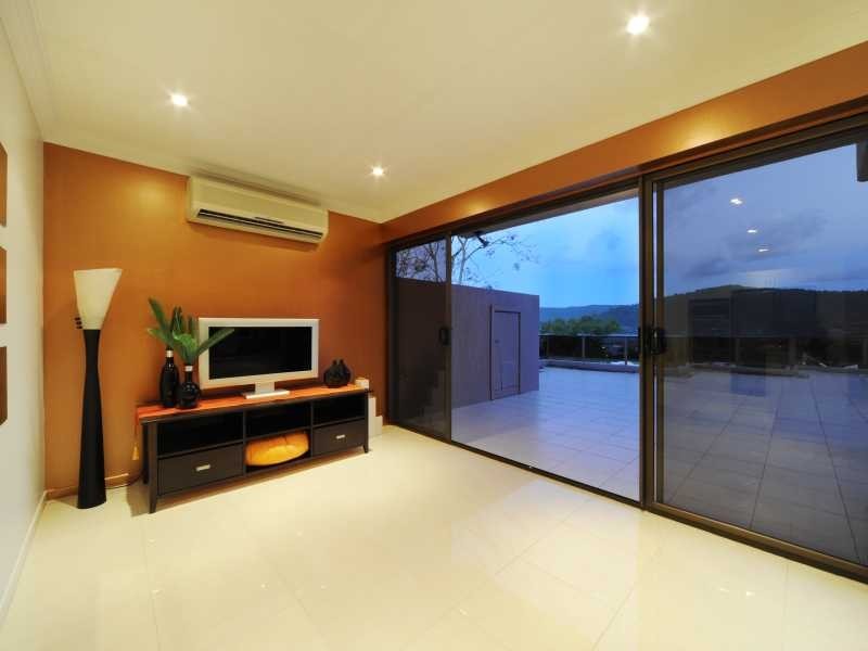 Unit 4/13 Begley Street, Airlie Beach QLD 4802
