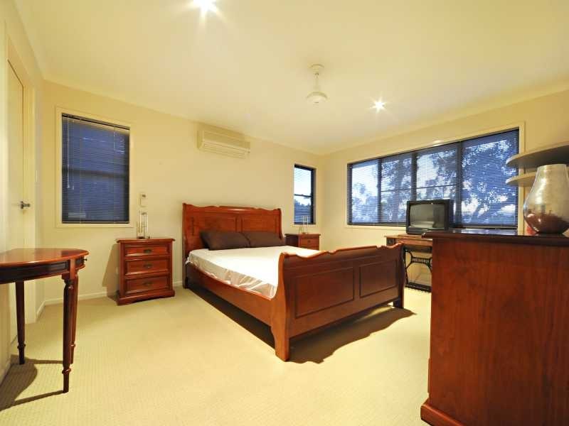 2 Woodwark Crescent, Cannonvale QLD 4802