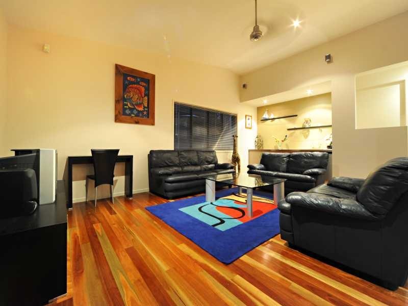 2 Woodwark Crescent, Cannonvale QLD 4802