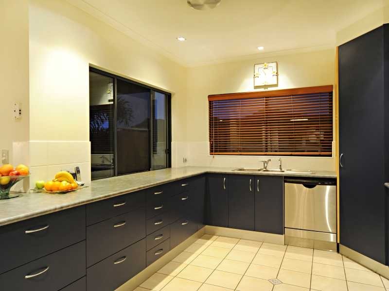 10 Pepperberry Lane, Cannon Valley QLD 4800
