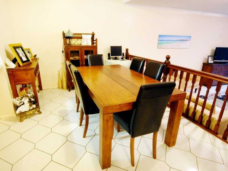 Unit 2/19 Tropic Road, Cannonvale QLD 4802