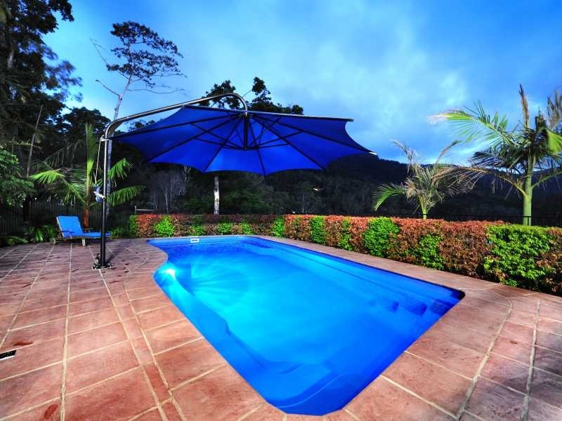 7 Golf Views Court, Cannonvale QLD 4802