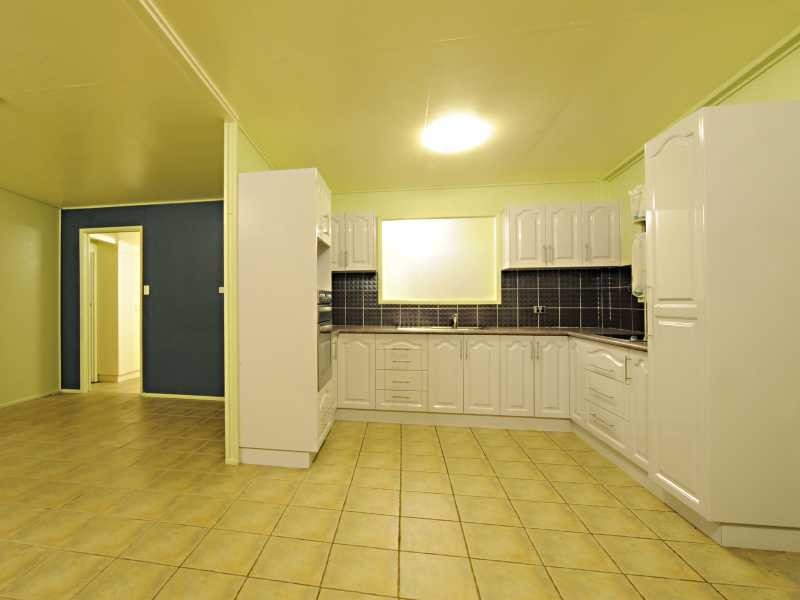 8 Burton Street, Midge Point QLD 4799