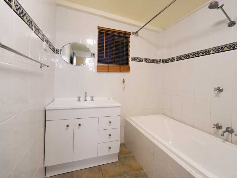 8 Burton Street, Midge Point QLD 4799