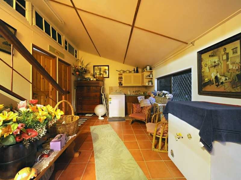 92 Conway Rd, Mount Julian QLD 4800