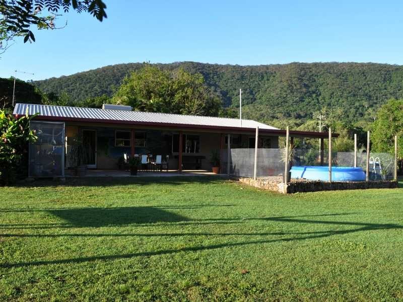 1718 Conway Road, Conway QLD 4800