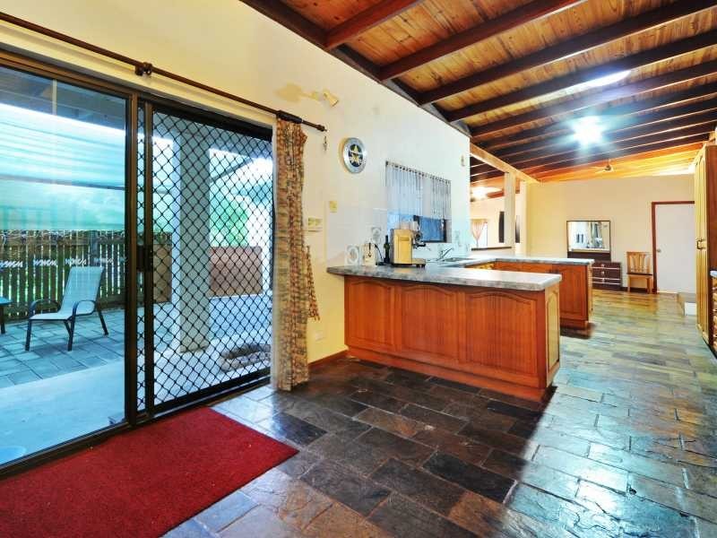 3 Jones Road, Cannonvale QLD 4802