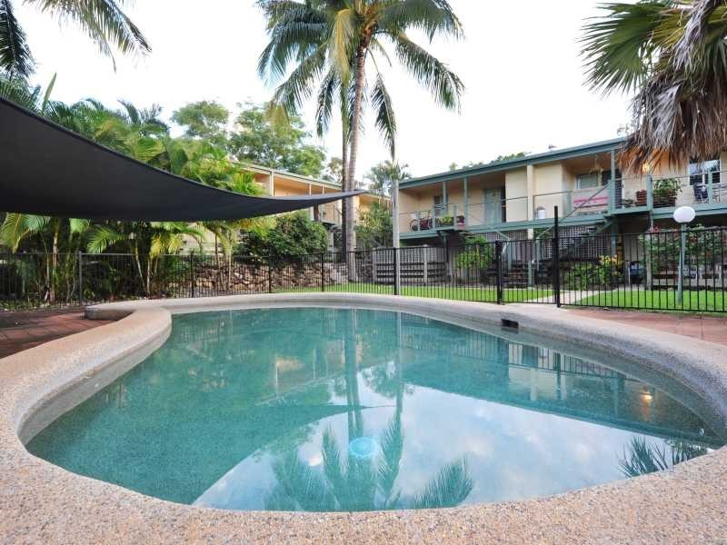 Unit 12/6 St Martins Lane, Cannonvale QLD 4802