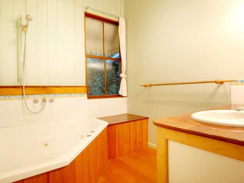 10 Totem Trail, Jubilee Pocket QLD 4802