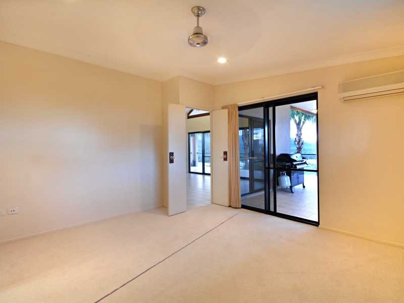 3 Whitehaven Crescent, Cannonvale QLD 4802