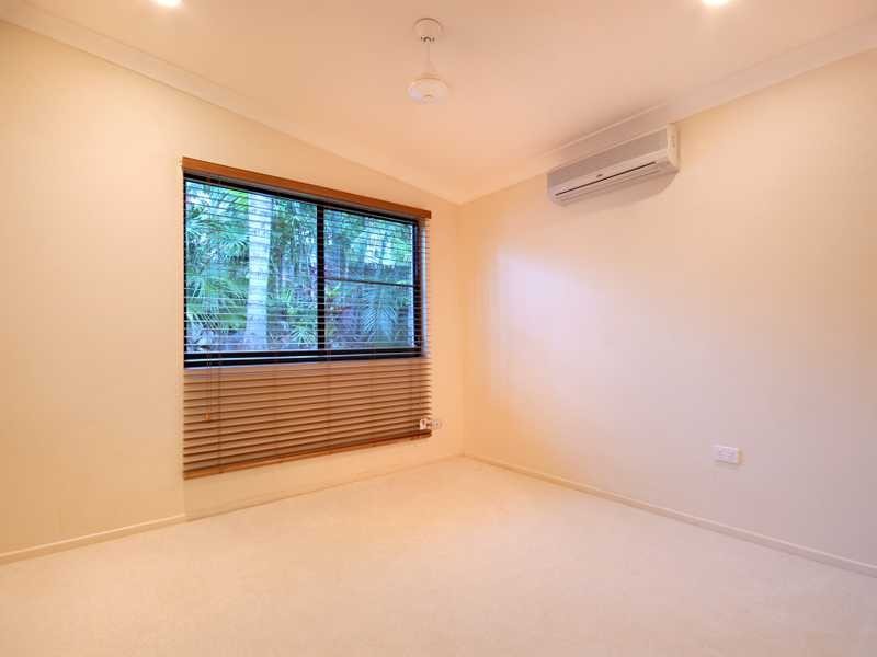 3 Whitehaven Crescent, Cannonvale QLD 4802
