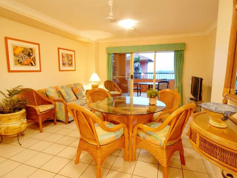 Unit 9/18 Golden Orchid Drive, Airlie Beach QLD 4802