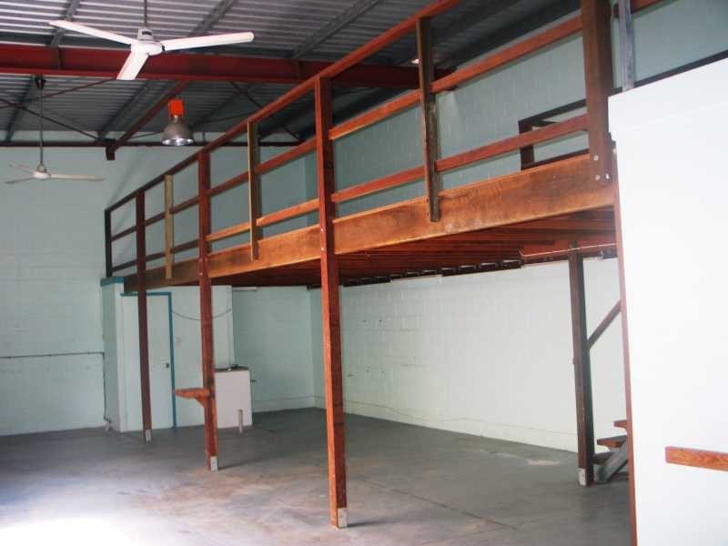 Unit 2/5 Garema Street, Cannonvale QLD 4802
