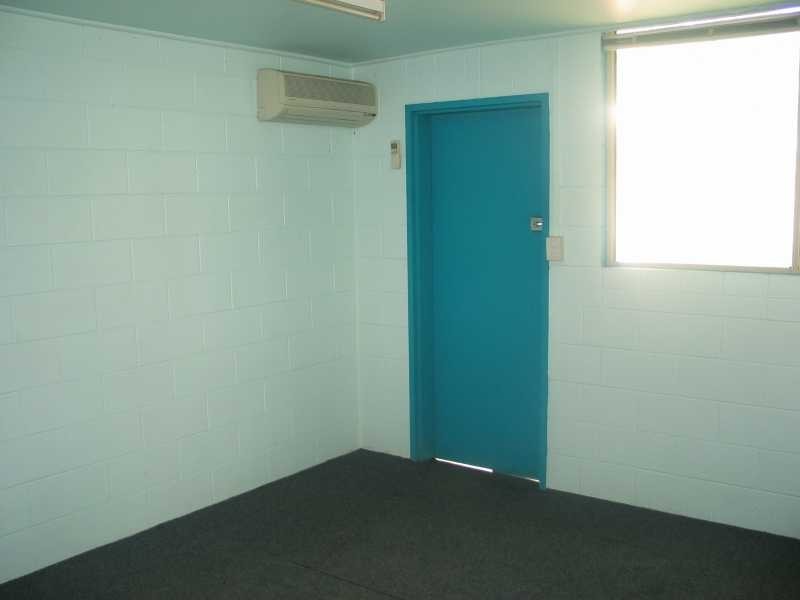 Unit 2/5 Garema Street, Cannonvale QLD 4802