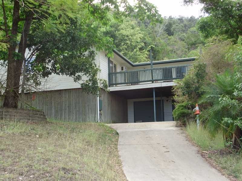 25 Jones Road, Cannonvale QLD 4802