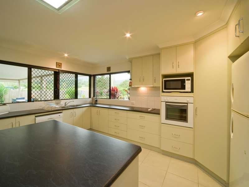 51 Galbraith Park Drive, Cannonvale QLD 4802
