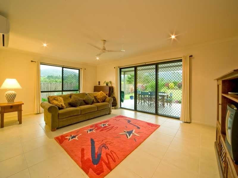 51 Galbraith Park Drive, Cannonvale QLD 4802