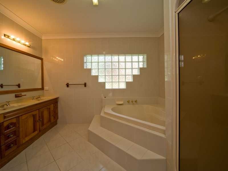 2 Orana Street, Airlie Beach QLD 4802