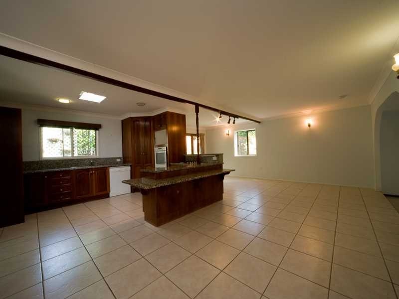 2 Orana Street, Airlie Beach QLD 4802