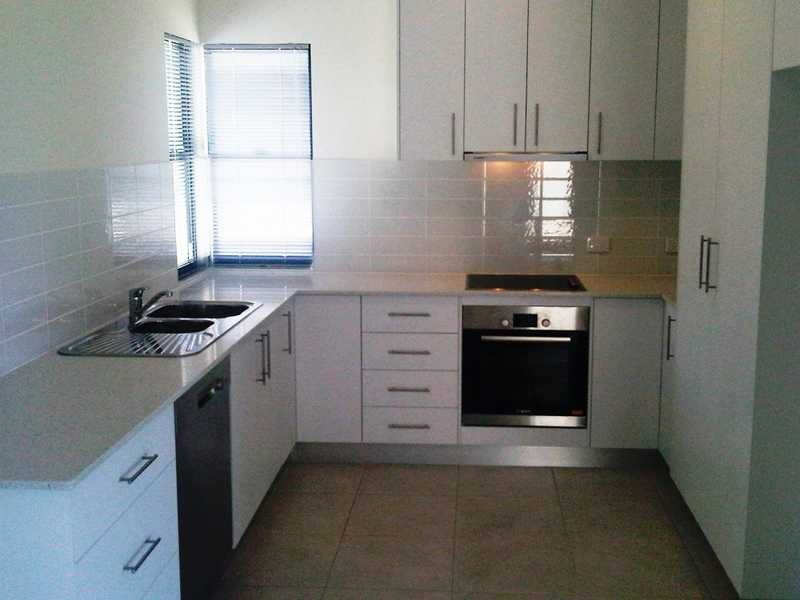 4 Endeavour Circuit, Cannonvale QLD 4802