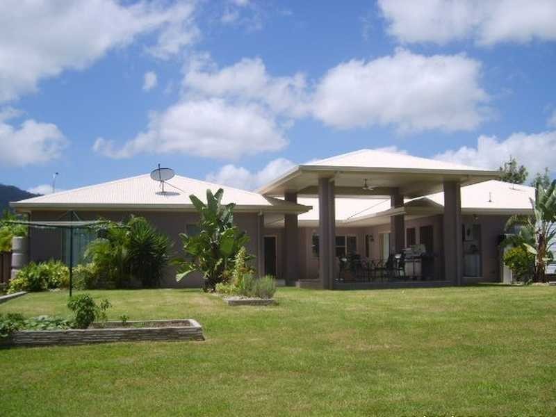 70 Galbraith Park Drive, Cannonvale QLD 4802