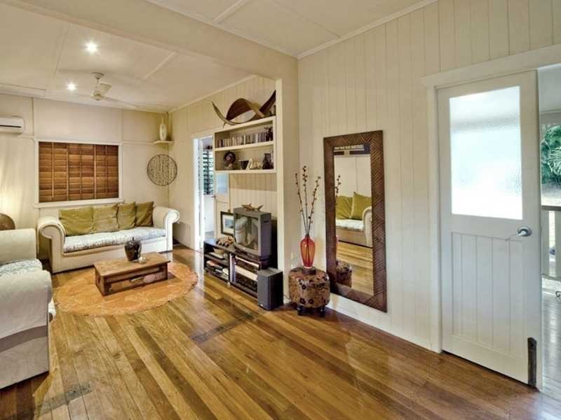 15 Balaka Street, Cannonvale QLD 4802