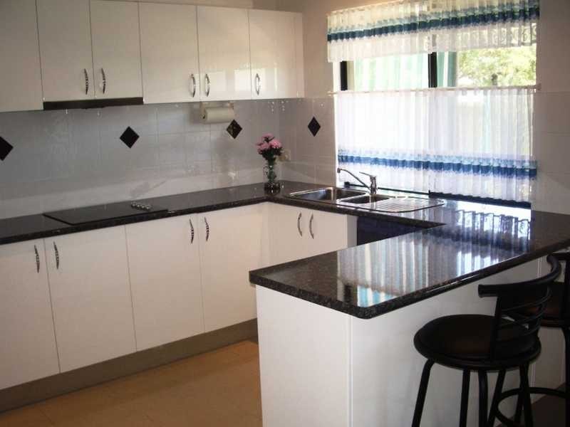 Unit 1/3 – 5 Erromango Drive, Jubilee Pocket QLD 4802