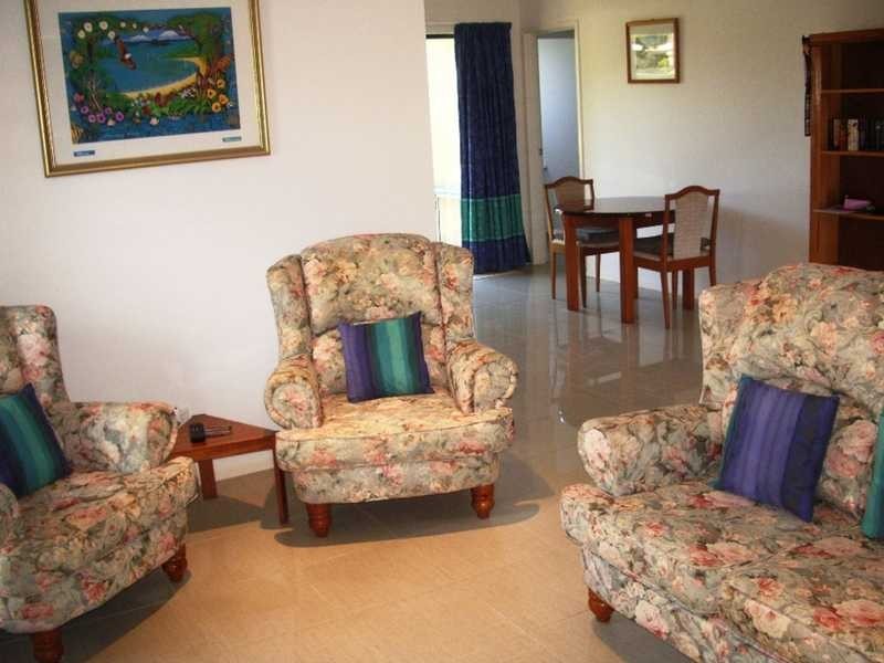 Unit 1/3 – 5 Erromango Drive, Jubilee Pocket QLD 4802