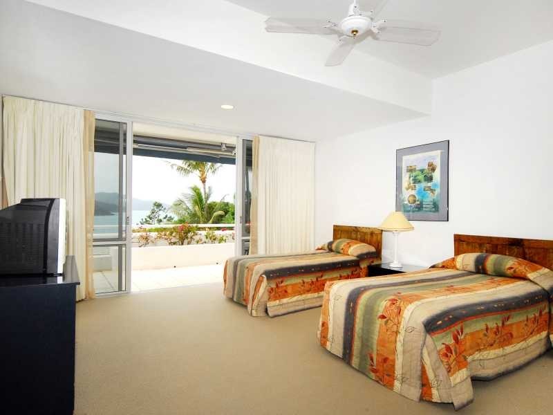 Unit 4-BELW/12 Whitsunday Boulevard, Hamilton Island QLD 4803