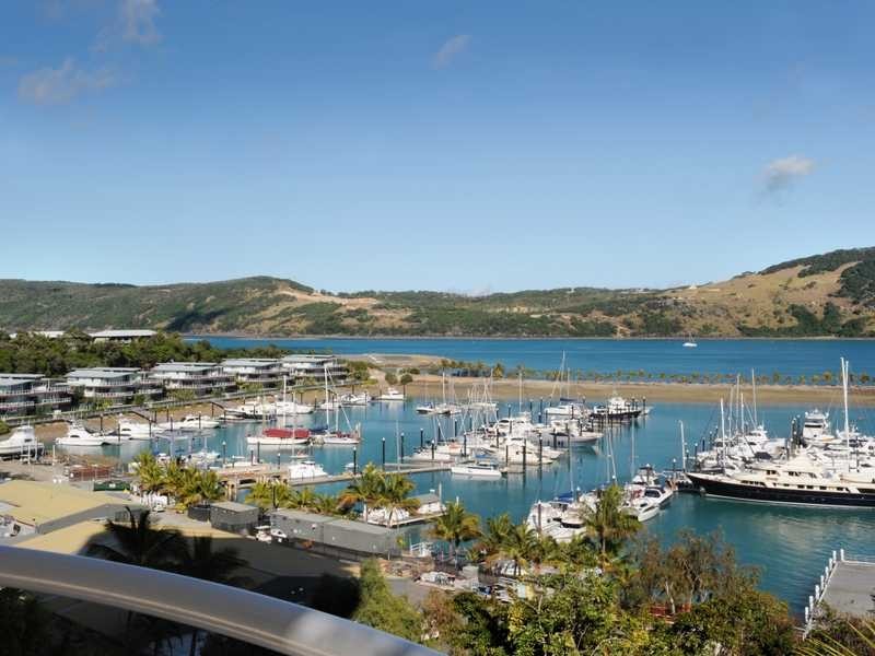 Unit 2-YHT/1 Marina Drive, Hamilton Island QLD 4803