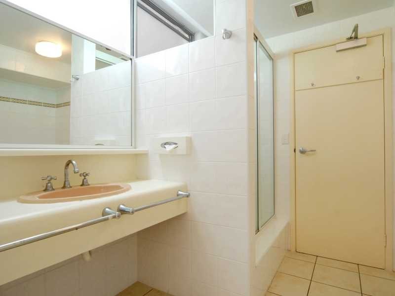 Unit CB304-WSA/14 Resort Drive, Hamilton Island QLD 4803