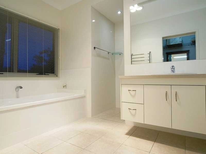 27 Rising Street, Shailer Park QLD 4128