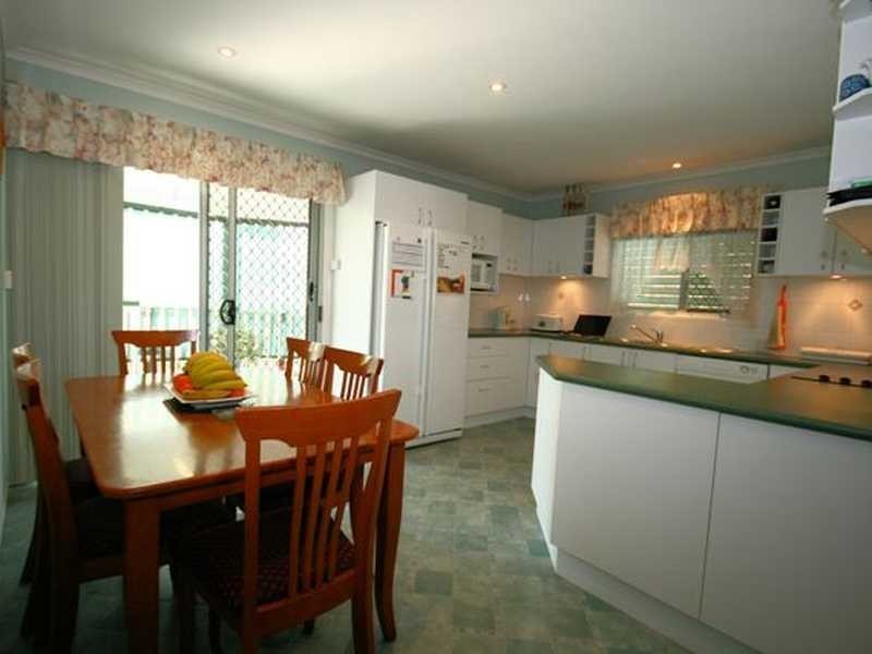 11 Huntress Court, Logan Central QLD 4114