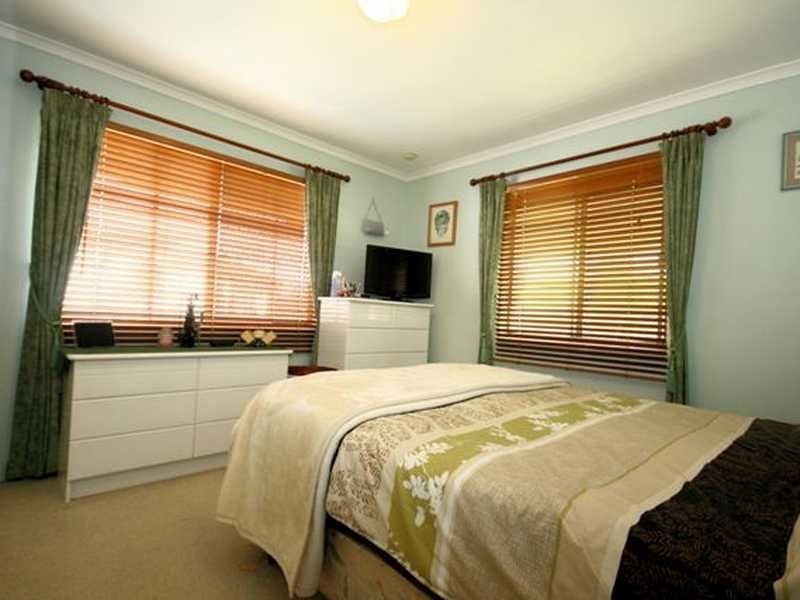 11 Huntress Court, Logan Central QLD 4114